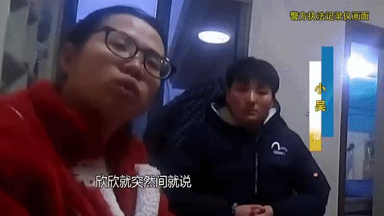 DƬ